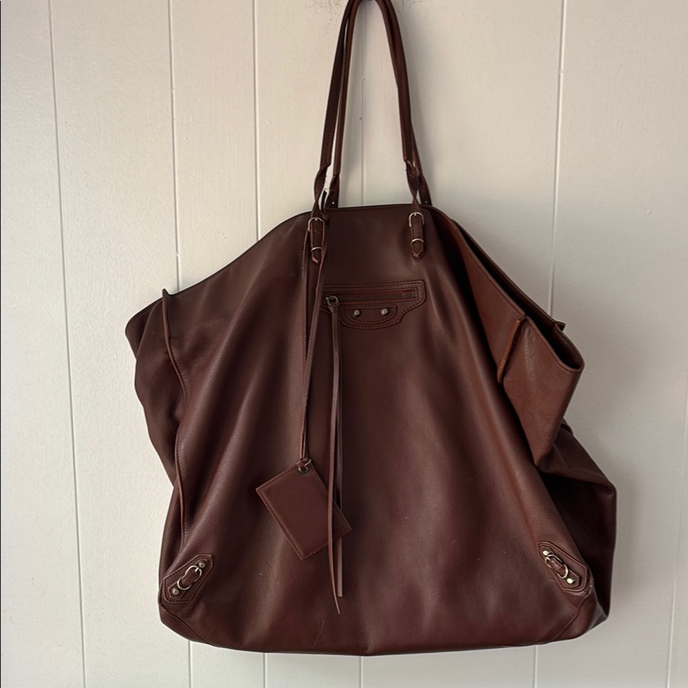 Authentic Balenciaga XL leather tote